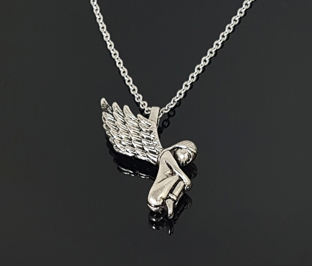 CAVANGEL - oceľový prívesok anjelik s retiazkou z ocele - 3,5x3,5cm;60cm x 2mm